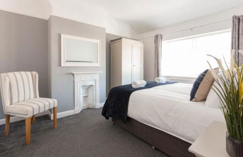 Warrington House, driveway parking & WiFi! - Foto 6