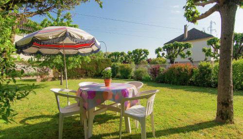 Cozy Garden Retreat Malemort - Photo 5