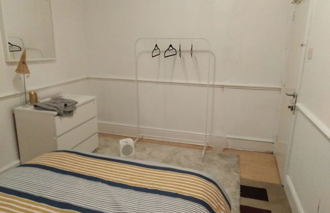 London Airport Comfort - Photo 3