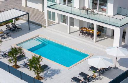 Villa Carmen with 5 en-suite bedrooms, 48 sqm pool, 8km from sea - Photo 1