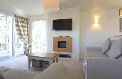 Luxurious Riverside Lodge - 'The Ardle' - Photo 7