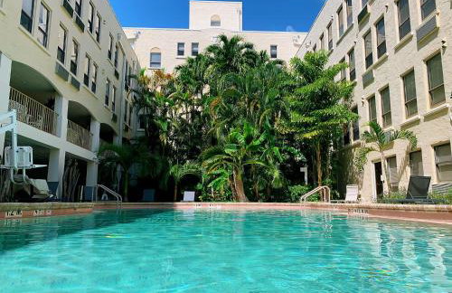 Palm Beach Island Condominiums - Photo 17