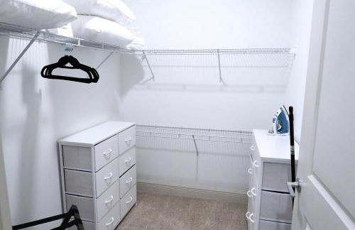 Seaside Retreat 1BD Lux King in Southeast Jax - Foto 10