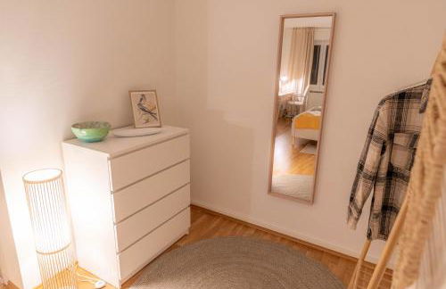 K15 Cozy, Unique & Spacious 3-Room Apartment with Balcony or Single Room by LIPA - Foto 45