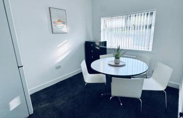 SwankyApartmentDudleyNearM6 - Foto 3