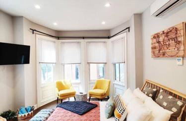 Charming 1BDR In Central Rittenhouse Square With Patio Hosted by StayRafa - Foto 9