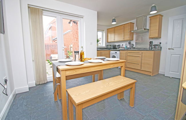 Isla House - Newport City Centre - Sleeps 7 - Foto 14