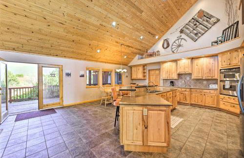 Charming, Spacious and Pet-Friendly Buena Vista Home - Photo 11