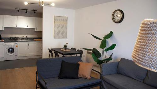Modern 2 bed Apartment- Town Centre - Foto 5
