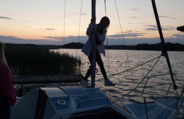 Leśne Zacisze Kretowiny 88 nad jeziorem Narie z własnymi pomostami apartamenty sezonowe lato - Foto 3