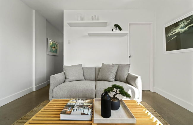 Modern Potts Point Studio - Photo 12
