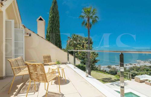 Luxury Sea View Villa with Pool & Terrace REMS - Photo 25