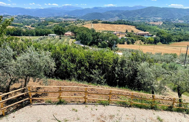 Villa Ipnotica - Panoramic Views Plus Exquisite Pool - Sleeps 7 - Very Stylish - Photo 40