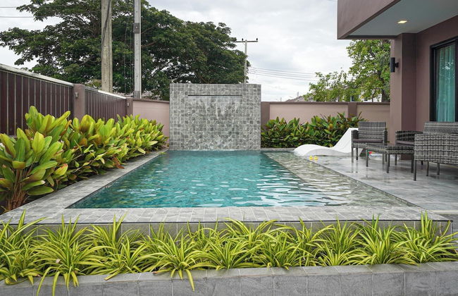 Southern Peak Pool Villa HuayYai Pattaya - Photo 20