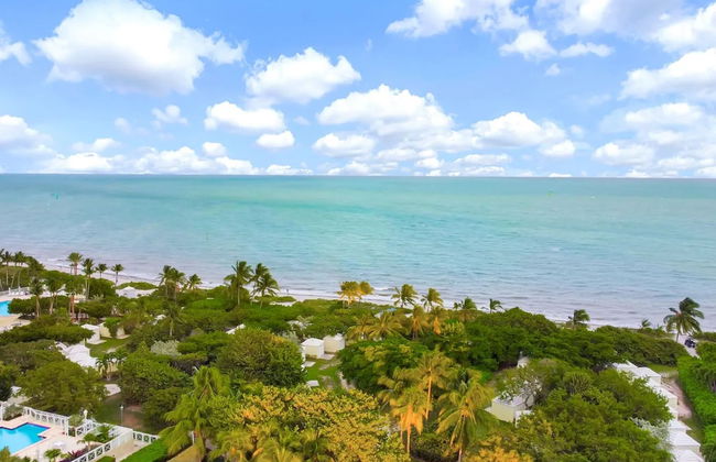 Apt at Ritz Carlton Key Biscayne Miami - Photo 19