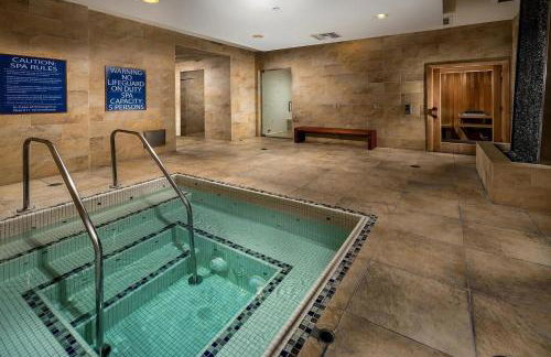 Promo Casa Miel Heart of Westwood Luxury Condo - Photo 28