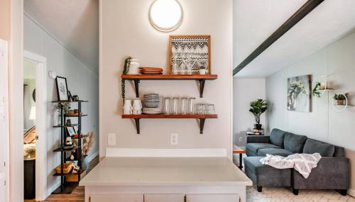 Renovated Bungalow Getaway - Foto 2