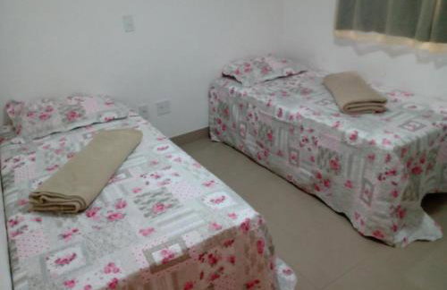 Edf Gil Nogueira-Praia Morro-Guarapari-3º Andar-APTO FTE-SOL MANHA-Piscina-Sauna-02 quartos com Ar -TV Tela Plana-Wi-Fi-Varanda Gourmet -Tela de Proteção - Purificador Água-Airfray-Dois elevadores-01 Garagem-Portaria 24 horas-50 mts da Praia do Morro - Photo 9