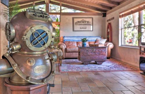 Riverfront Merritt Island Bungalow with Dock and Deck - Foto 7