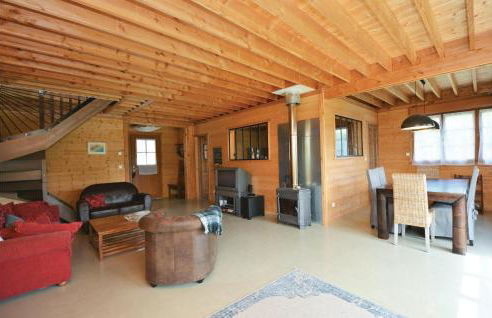 Cozy Home In Thezan-Les-Béziers - Foto 7