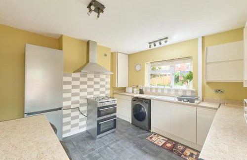 Lovely Home ST3 - 3BR - Garden - Foto 6