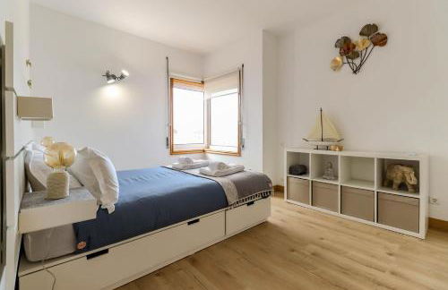 Flor do Mar - Spacious Apartment with Balcony - Foto 22