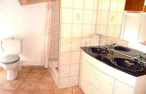 15mn de Cannes, Villa la Soleiade , Gites , type T2, clim, piscine, parking au Lac de Saint-Cassien VAR - Foto 16