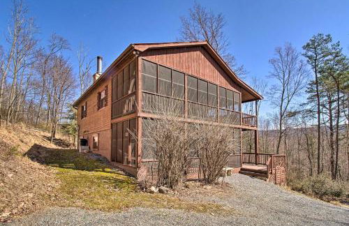 Cabin with Decks and Fire Pit Near Lost River! - Foto 1