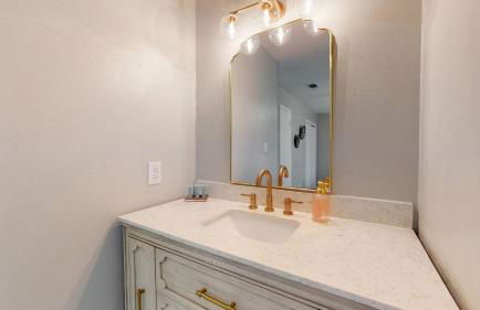stylish townhome, sleeps 8, pet friendly - Foto 24
