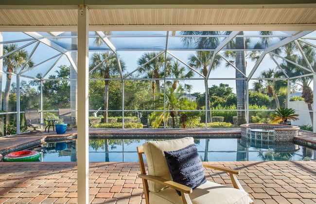 Nokomis Pool Home on the Canal - Foto 31