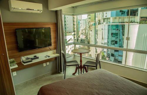 Para casais, prédio beira mar, em frente à Roda Gigante - Foto 24