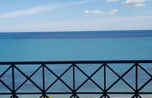 Frontline Beach Apartment, La Perla de la Bahia, Bahia de Casares - Estepona - Photo 5