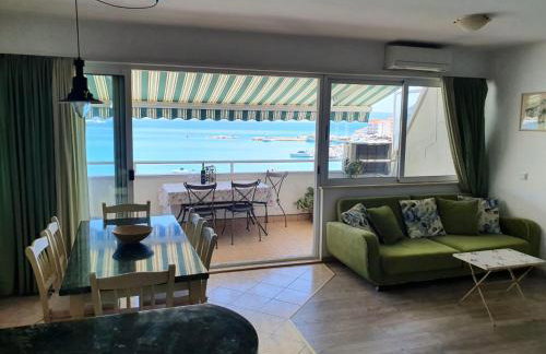 apartment with a magical view - Photo 33