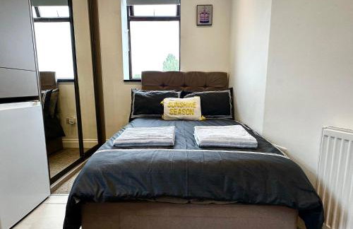 Unique Modern, Private Apartment,15 Mins To Central London - Photo 6