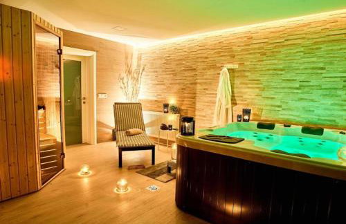 Mala kuća Mia - Foto 36