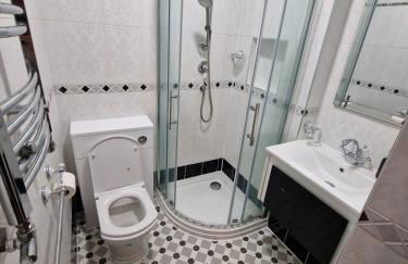 5 Bed 5 Bath Luxury Home Near Heathrow Free Parking - Foto 28