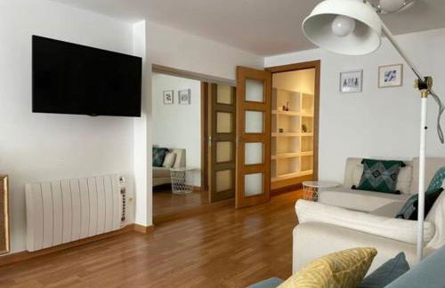 Apartamento con jardín cerca playa y a 15 min de Plaza Catalunya en tren - Photo 9