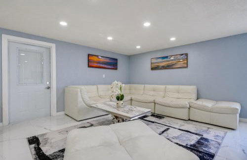 Lakefront Anglers Oasis in Holiday! 8 Mi to Beach - Foto 6