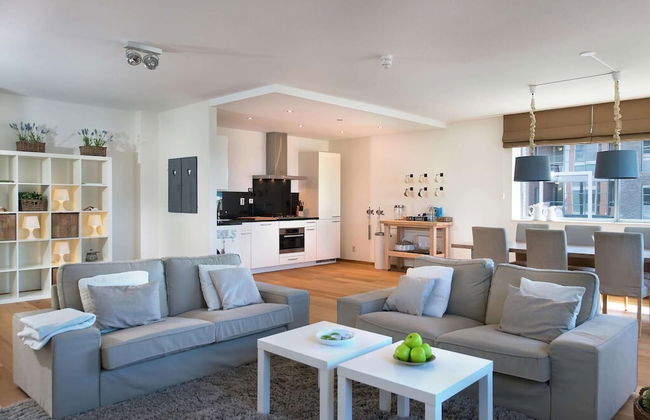 Apartment in Scheveningen Near the Harbor - Photo 1