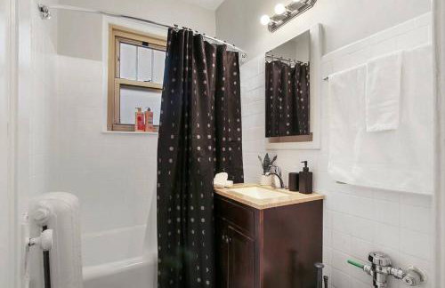 Chicago Studio Unit Cozy & Convenient - BStone 226 rep - Photo 3