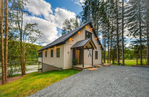 Waterfront Home with Kayaks, Trails and Petting Zoo! - Photo 23