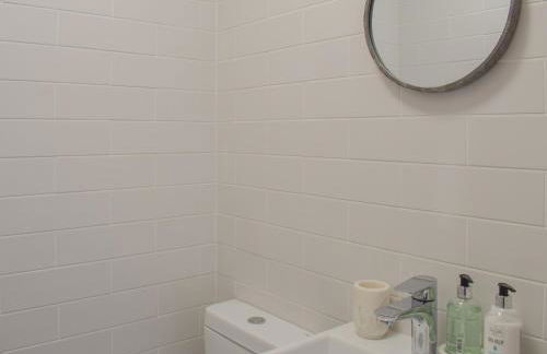 Southcroft Lodge - Photo 8