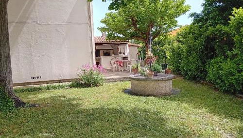 GITE EN PROVENCE - Foto 4, Garden