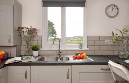 Wheal Amelia- Beautifully Fitted Wooden Lodge Helston Cornwall - Foto 5