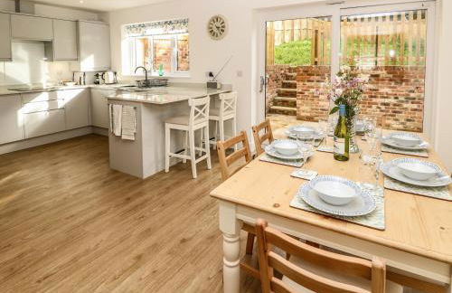 Larch Lodge - Photo 10