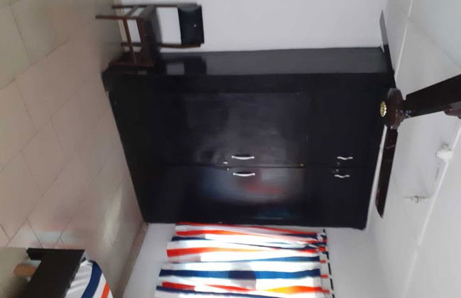 Impeccable 3-bed Apartment Located in Lagos - Photo 4