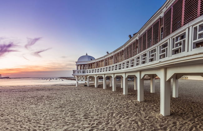 Playamar in Cadiz With 3 Bedrooms and 1 Bathrooms - Foto 8