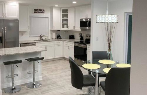 Near Beaches & IMG Academy, Mins to Downtown - Foto 1