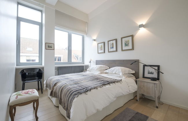 The Monarch - Foto 2