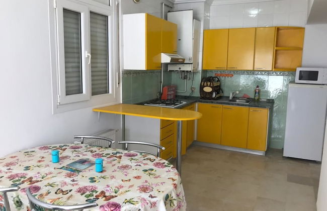 Sunset Beach Apartment - Photo 10